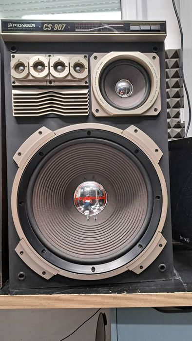 Kolumny Pioneer CS-907 top model serii bas 40cm