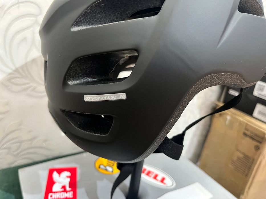 Kask rowerowy Giro trella rozmiar uniwersalny miejski gravel