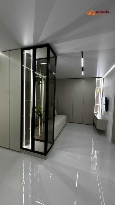 Продаж 2-кімнатної квартири в ЦЕНТРІ ! ПОРУЧ ЦЕНТР ! Продаж квартири !