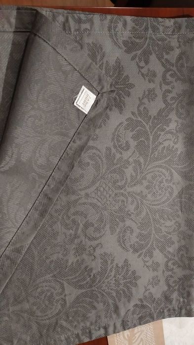 Runner/caminho de mesa da Zara Home