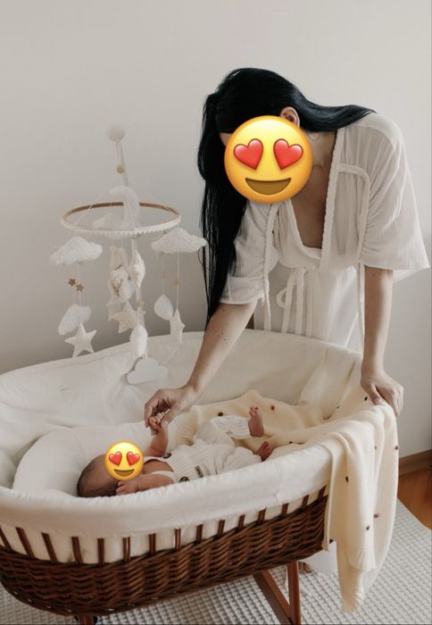 Продам ліжечко , люльку плетену