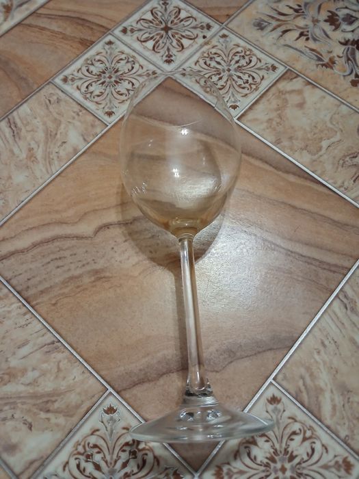 Продам бокалы из стекла