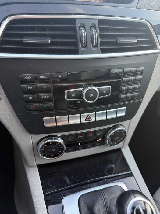 Rádio Mercedes com GPS, Bluetooth, Rádio, Telefone