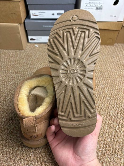 UGG Classic Ultra mini R.41