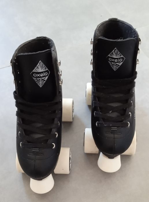 Wrotki figurowe OXELO rozmiar 34, czarne