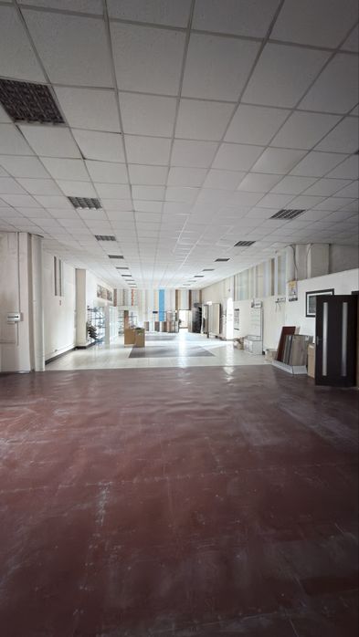 Здається в оренду Торгове приміщення (складське) м.Корець