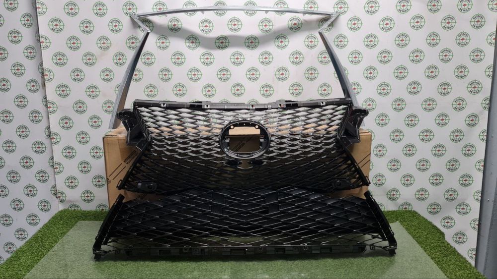 Решітка радіатора Lexus RX 350/450 F-sport