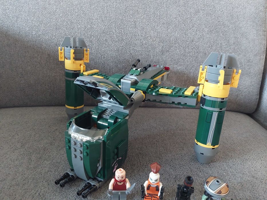 Zestaw lego star wars 7930 z 2011r., stan bardzo dobry