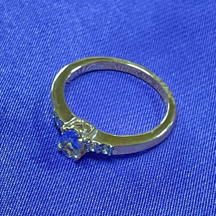 Anel pedra blue marine com 17 m