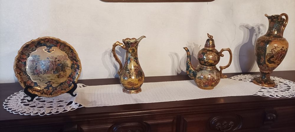 Antiguidades pintadas á mão