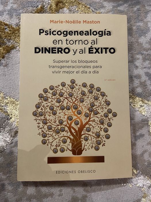Livro novo em espanhol  psicogenealogia en torno al dinero y al exito