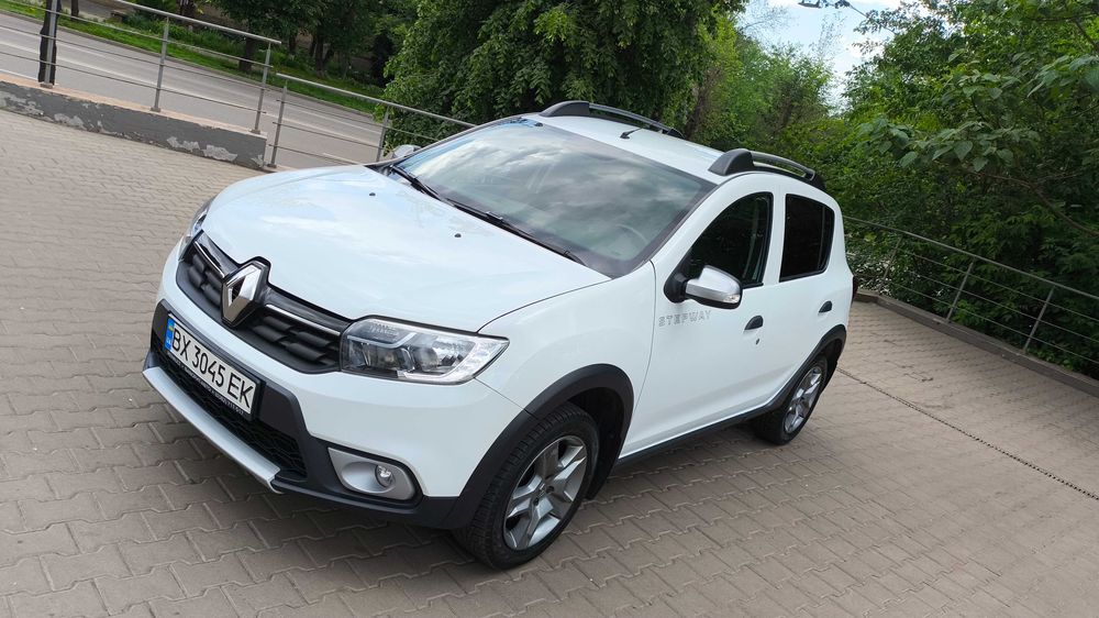 Renault Sandero ідеал