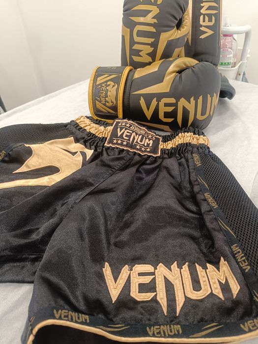 Conjunto Venum Elite - Preto/Dourado