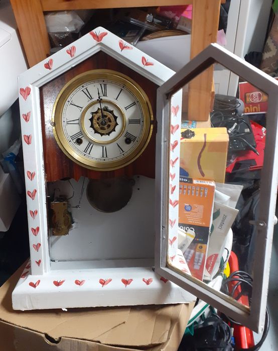 Relógio capela antigo