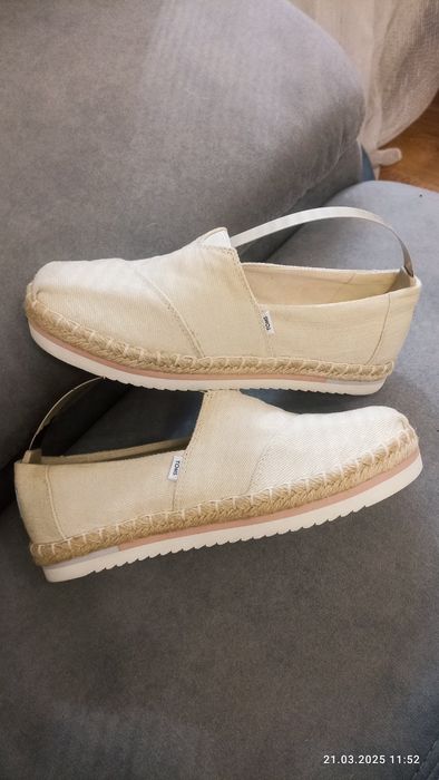 Еспадрильї Toms.