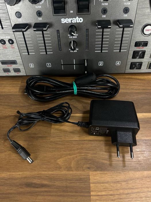 Numark NS4FX (БЕЗКОШТОВНА доставка)