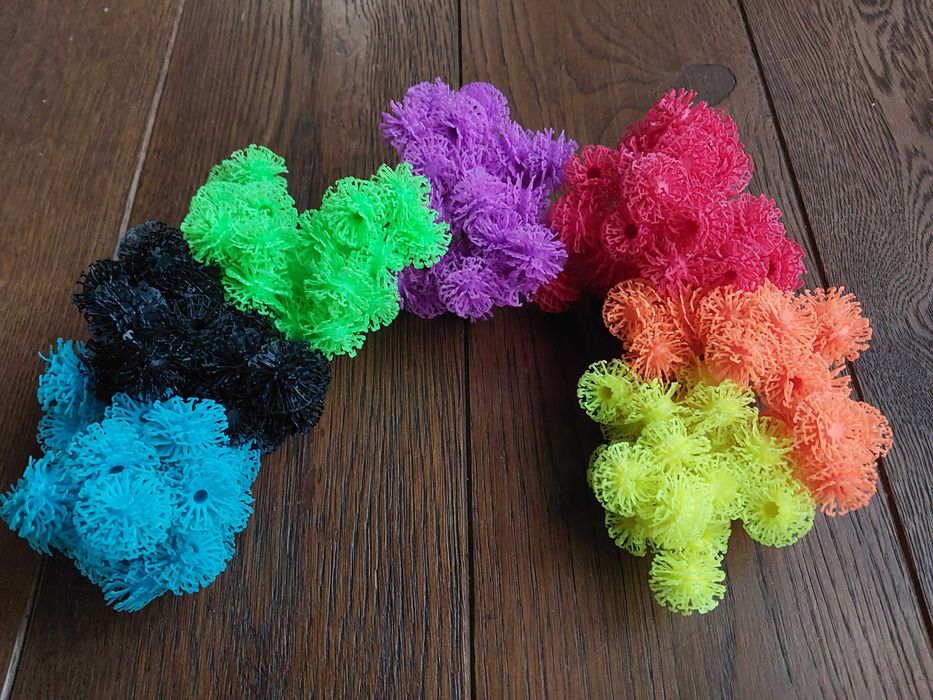 rzepy czepy, kulki, zabawka sensoryczna, kreatywna