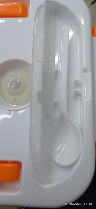 Ланч бокс з підігрівом