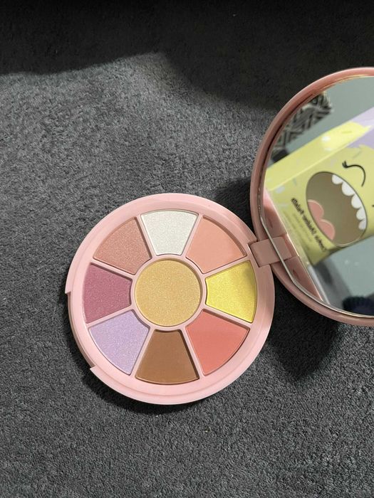 I Heart Revolution Cookie Eyeshadow Cienie Do Powiek Birthday Cake