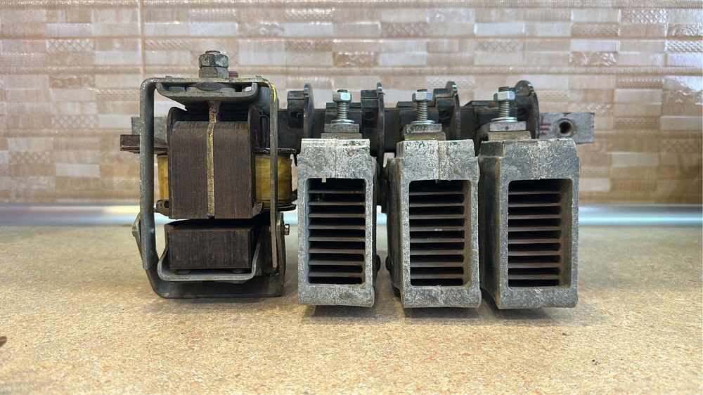 Stycznik APENA SC202 200A 500V AC3/AC4 NOWY – Suwnica / Dźwig SCM-202