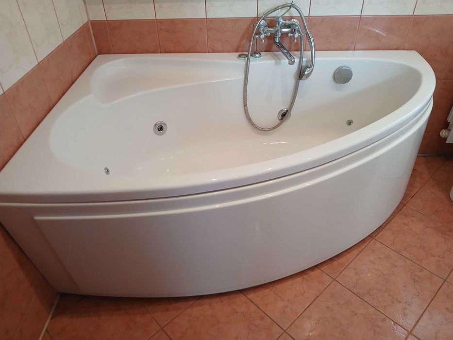 wanna z hydromasażem