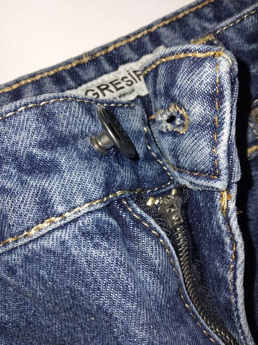 Темно сині джинси