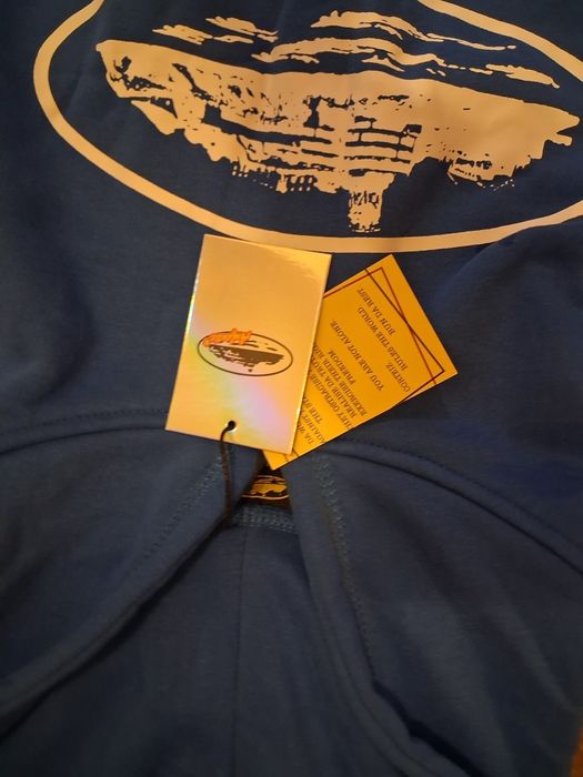 Bluza corteiz w kolorze niebieskim