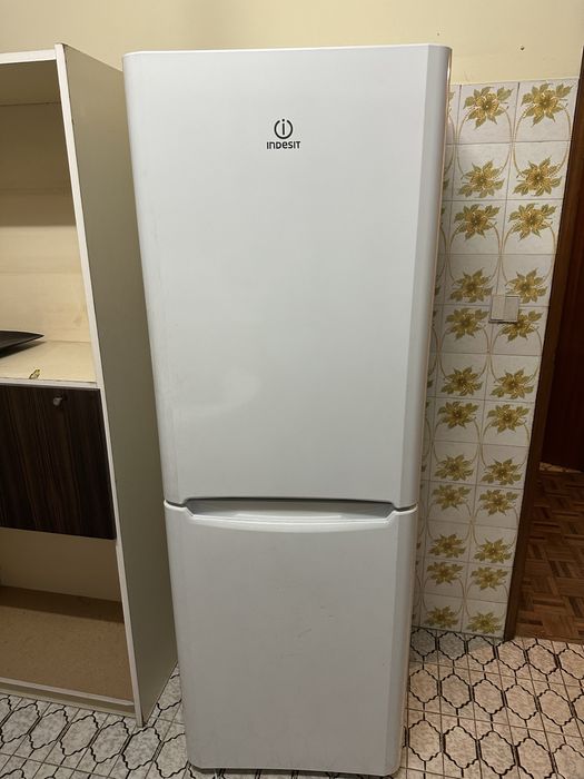 Frigorifico indesit