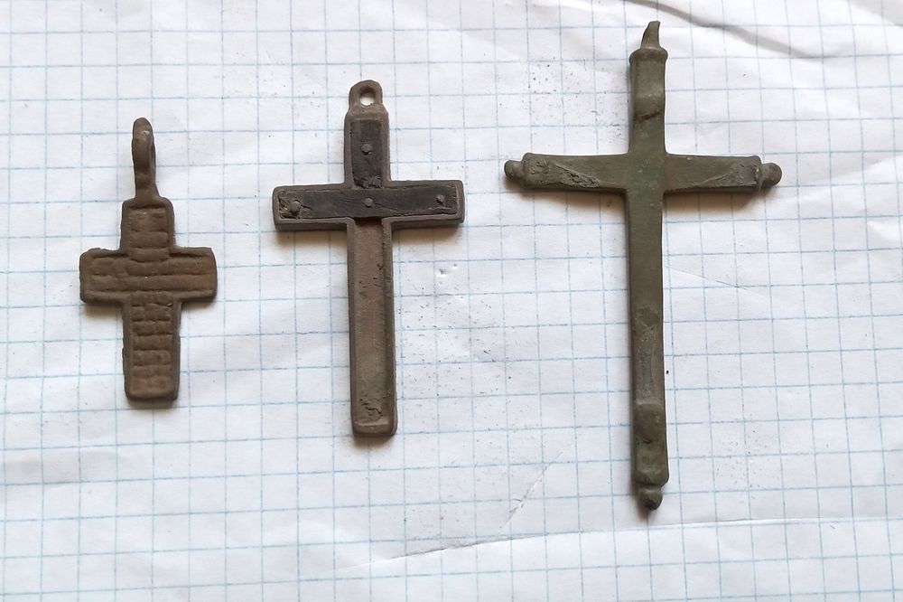 Лот "релігія" хрест з молитвою, хрести капелана, ладанки та ін.