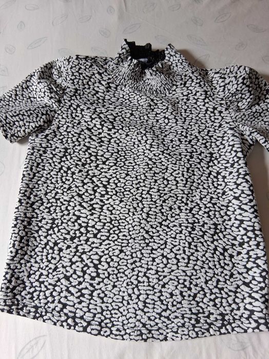 Blusa Zara, preta/branca, Tam S (Portes incluídos)