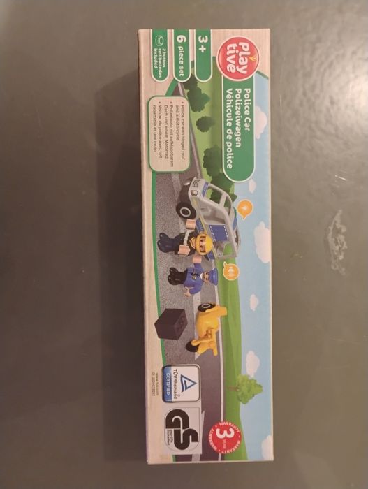 Play active Police car