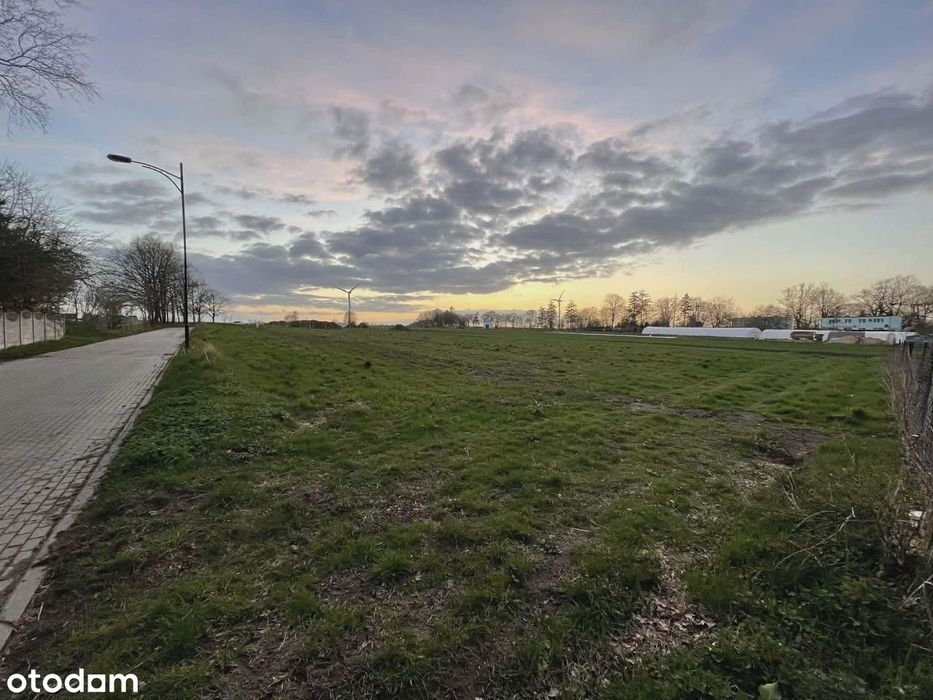 Działka budowlana 1000m2  - wszystkie media - cena do negocjacji