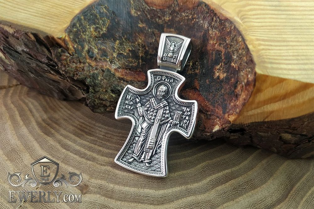 Серебряный нательный крестик с Николаем Чудотворцем. Срібний хрест