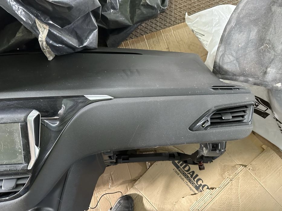 Tablier Peugeot 208