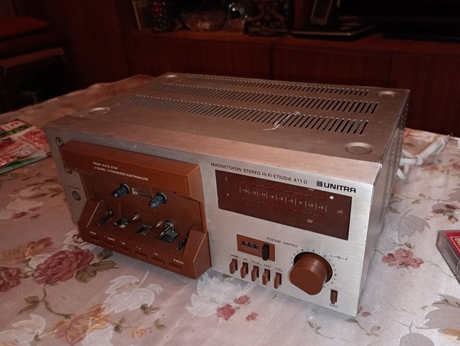 Magnetofon stereo Hi-fi UNITRA Etiuda 411D