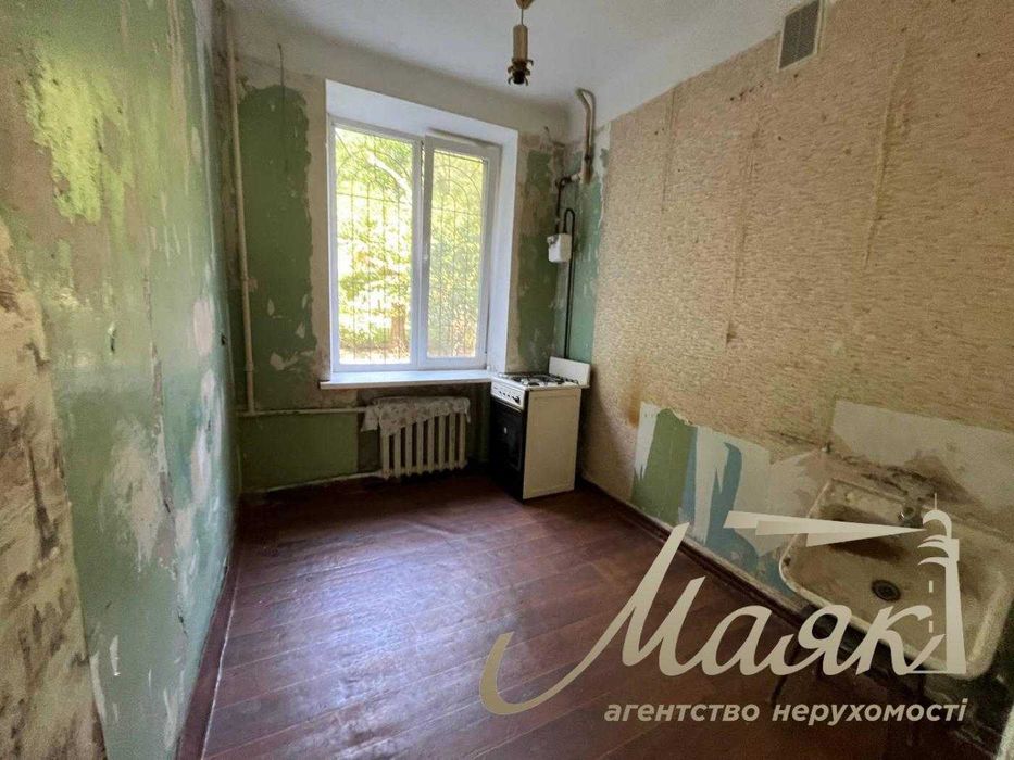 продаж 2-к.кв.1/4,вул.Правди,12 Квітня-бул.Шевченко,50кв.м