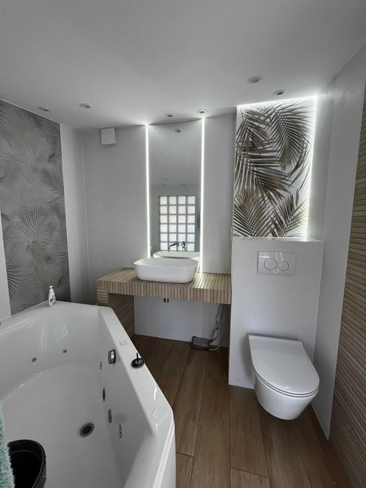 Wykończenia wnętrz/Generalny remont/Gipsowanie/Malowanie/Glazurnik