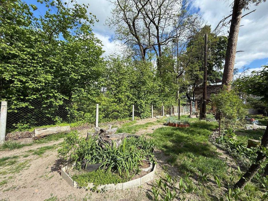 Продаж 13,5 соток з комунікаціями вул. Кленова
