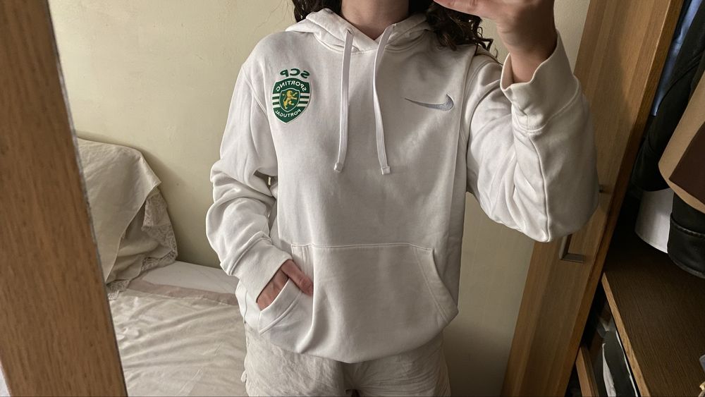 Sweatshirt Hoodie Branca Sporting x Nike