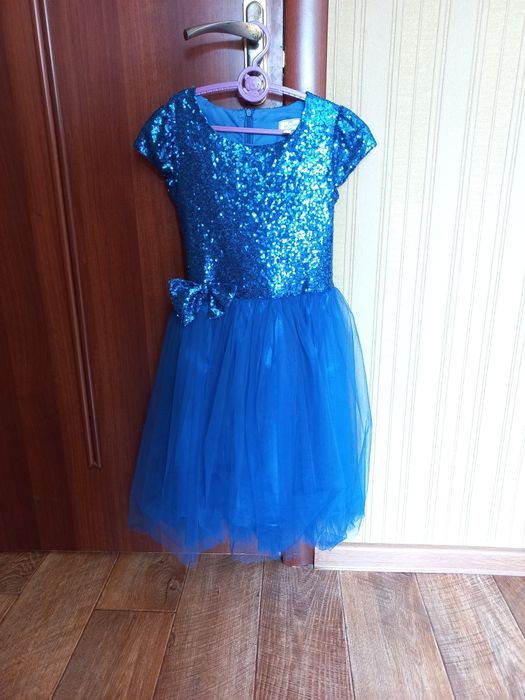 Продам очень красивое платье