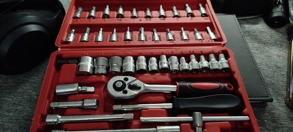 Nowy zestaw kluczy nasadkowych 46 PCS