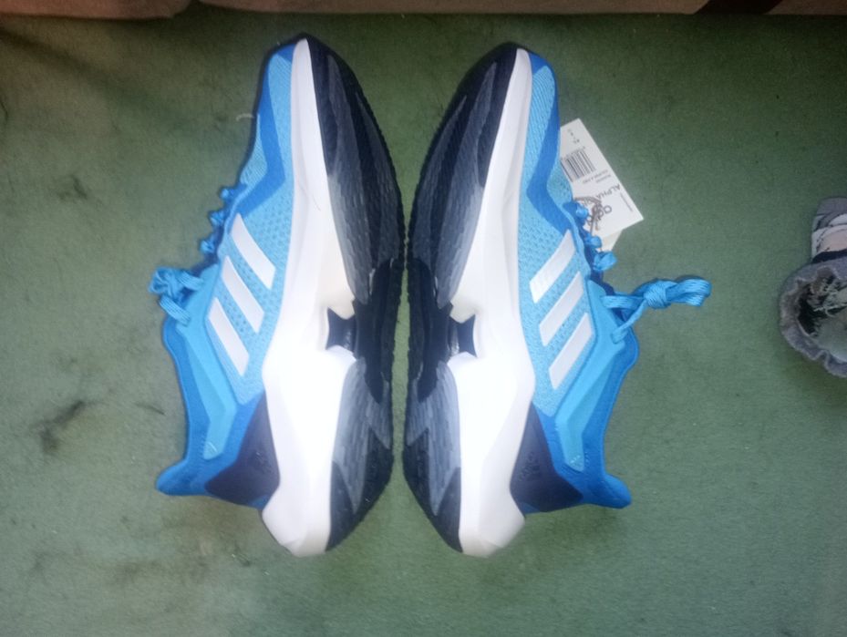 Buty adidas stan nowy