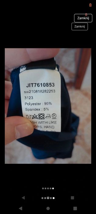 Sukienka długa z rozcięciem