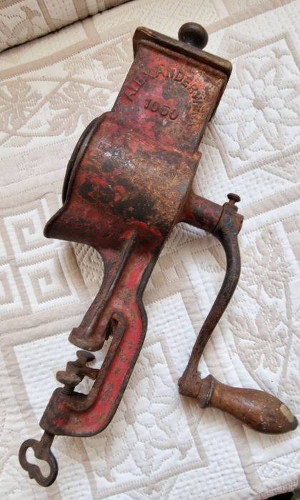 Młynek żeliwny ALEXANDERWERK Model 1050