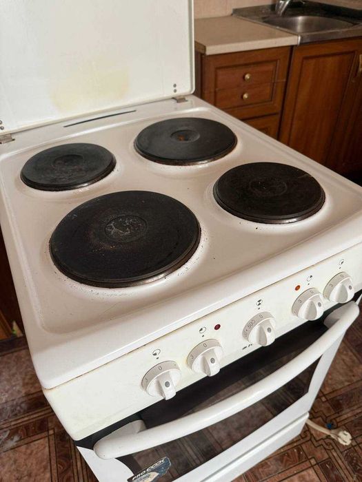 Електрична плита Hansa FCEW 51001011