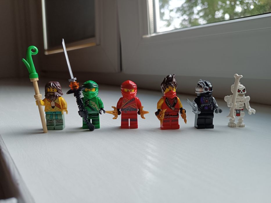 Figurki LEGO ninjago, Lloyd, Kai, szkielet, balobo, nindroid