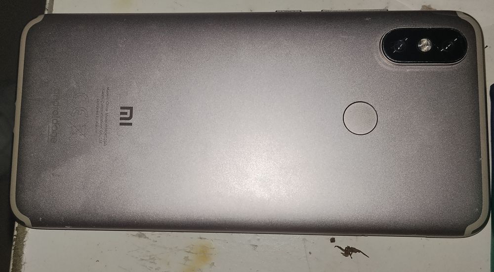 Xiaomi mi a2 3gb RAM 64gb