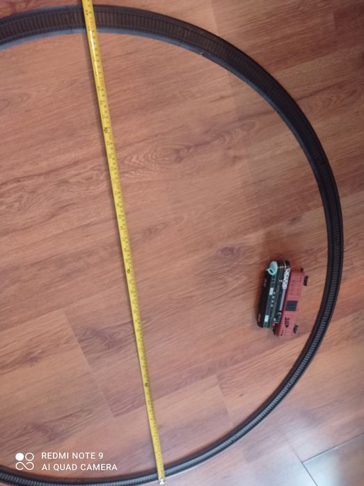 Pociąg elektryczny tory