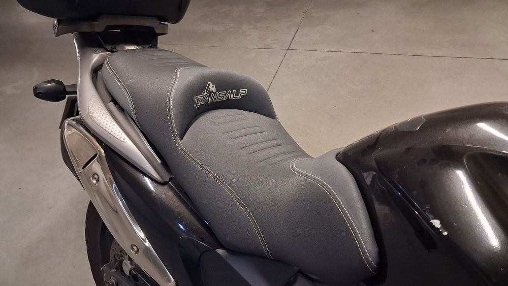 Honda Transalp 700