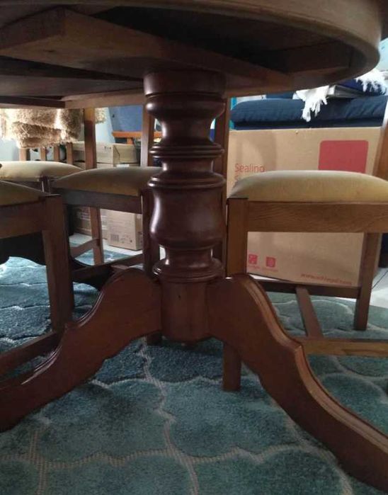 Mobília de sala de jantar cor carvalho